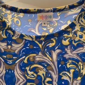 Form fitting blue LuLaRoe dress